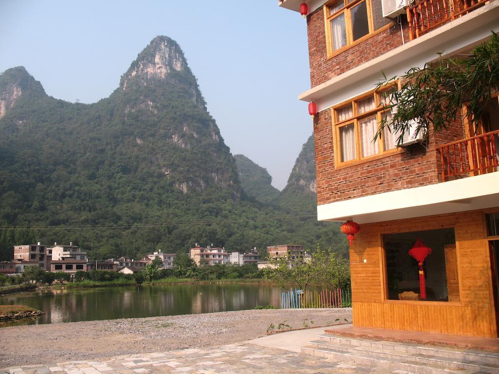 Готель Yangshuo Peaceful Valley Retreat Екстер'єр фото