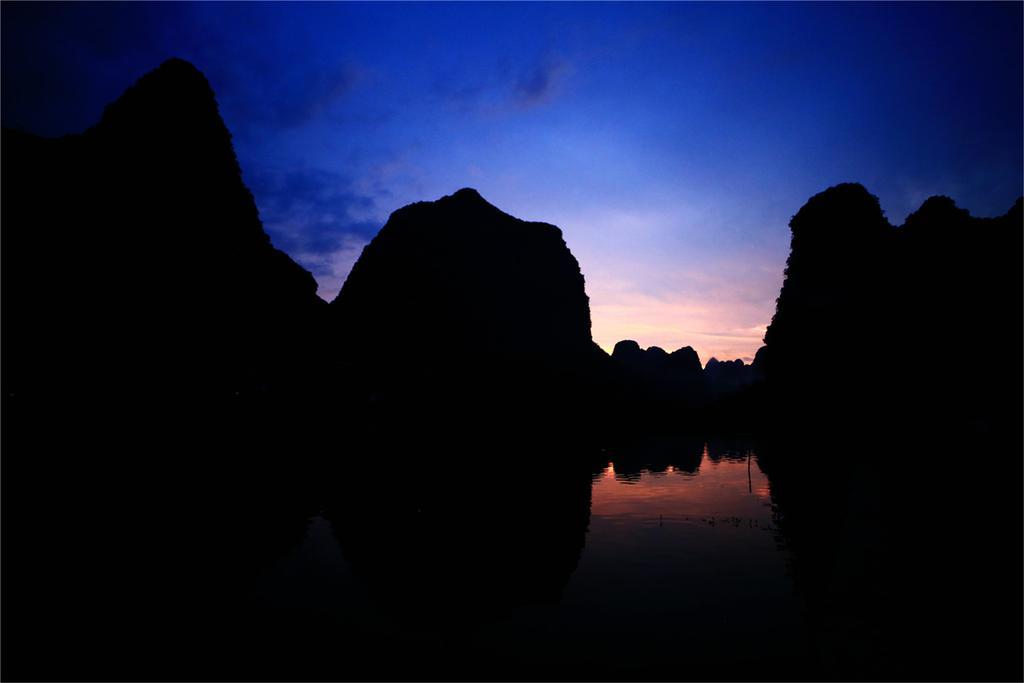 Готель Yangshuo Peaceful Valley Retreat Екстер'єр фото