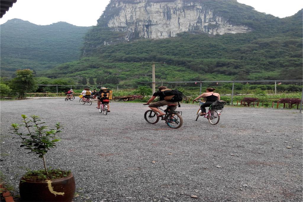 Готель Yangshuo Peaceful Valley Retreat Екстер'єр фото